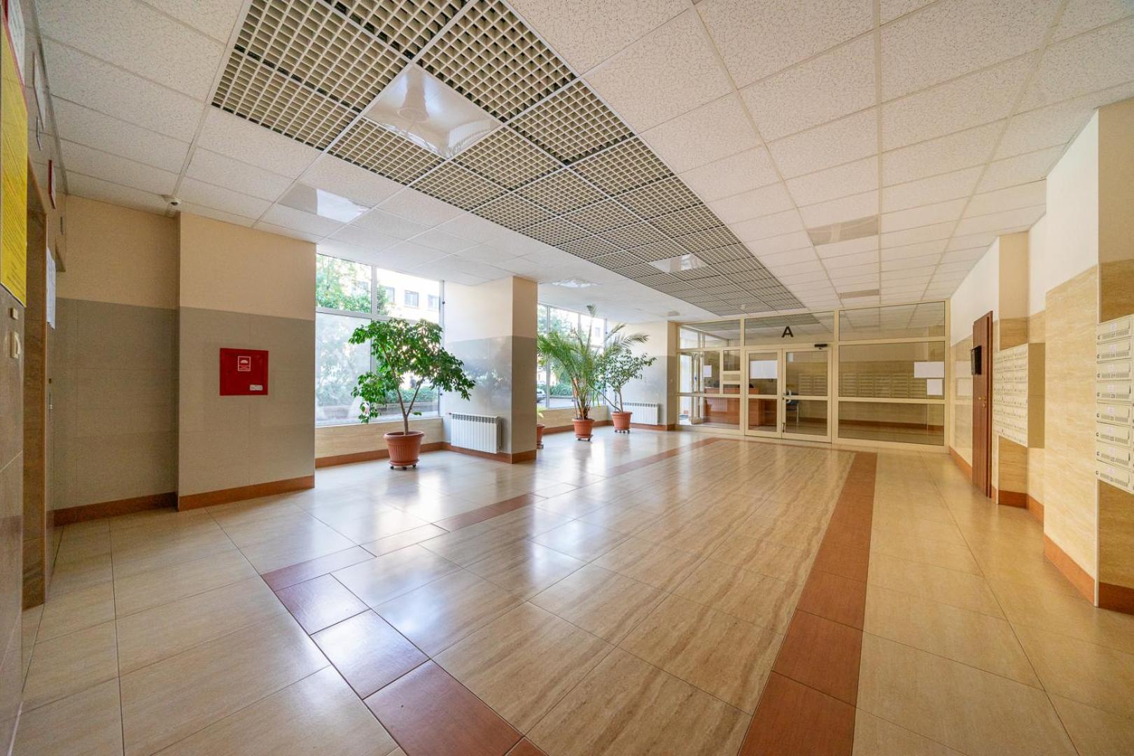 Apartament Hala Mirowska - 9th Floor, View - By Rentujemy
