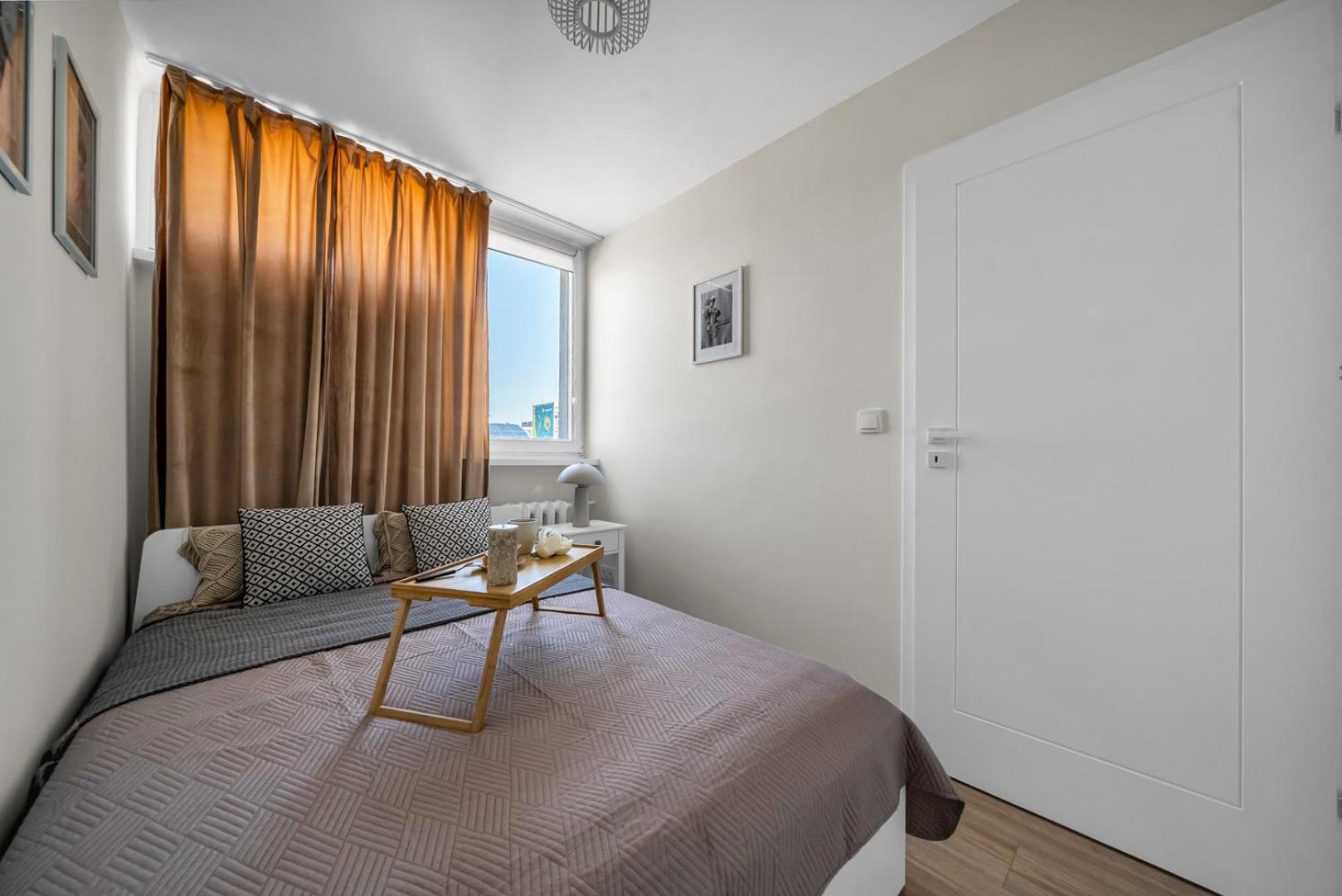 Apartament Hala Mirowska - 9th Floor, View - By Rentujemy *
